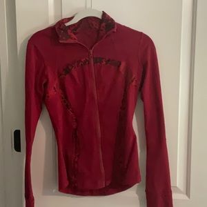 Lululemon size 6 jacket red